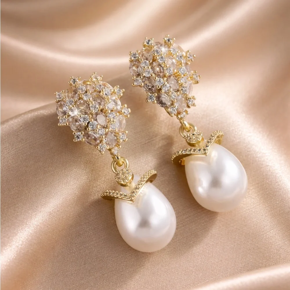 Golden Crystal Bouquet Pearl Earrings